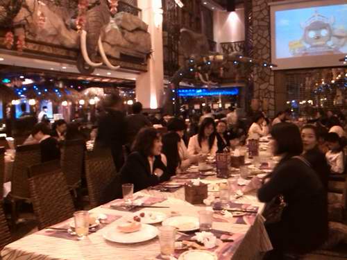 广东澳亚国际游戏网站中国有限公司举办国际妇女节自助餐会